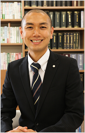 代表 石山 健二